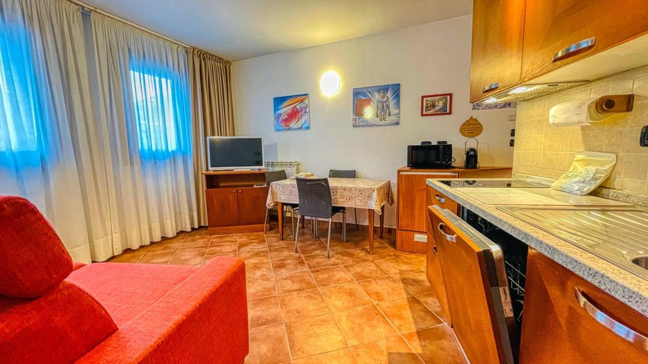 Appartamento Smith Roero - Solo Affitti Brevi Bardonecchia Esterno foto